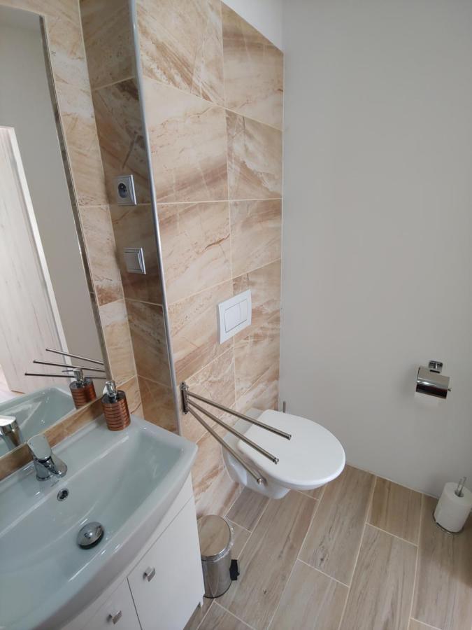 Nad Zlichovem 2* Prague
